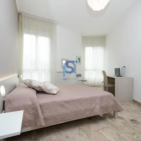 Nocleg ze śniadaniem Panorama - Self Check In 4*